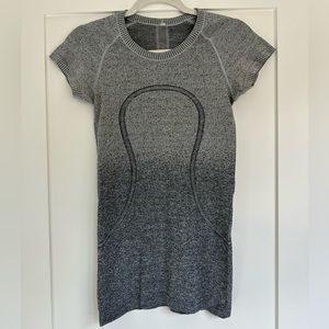 Lululemon Swiftly Tech Short-Sleeve Shirt | size 4
